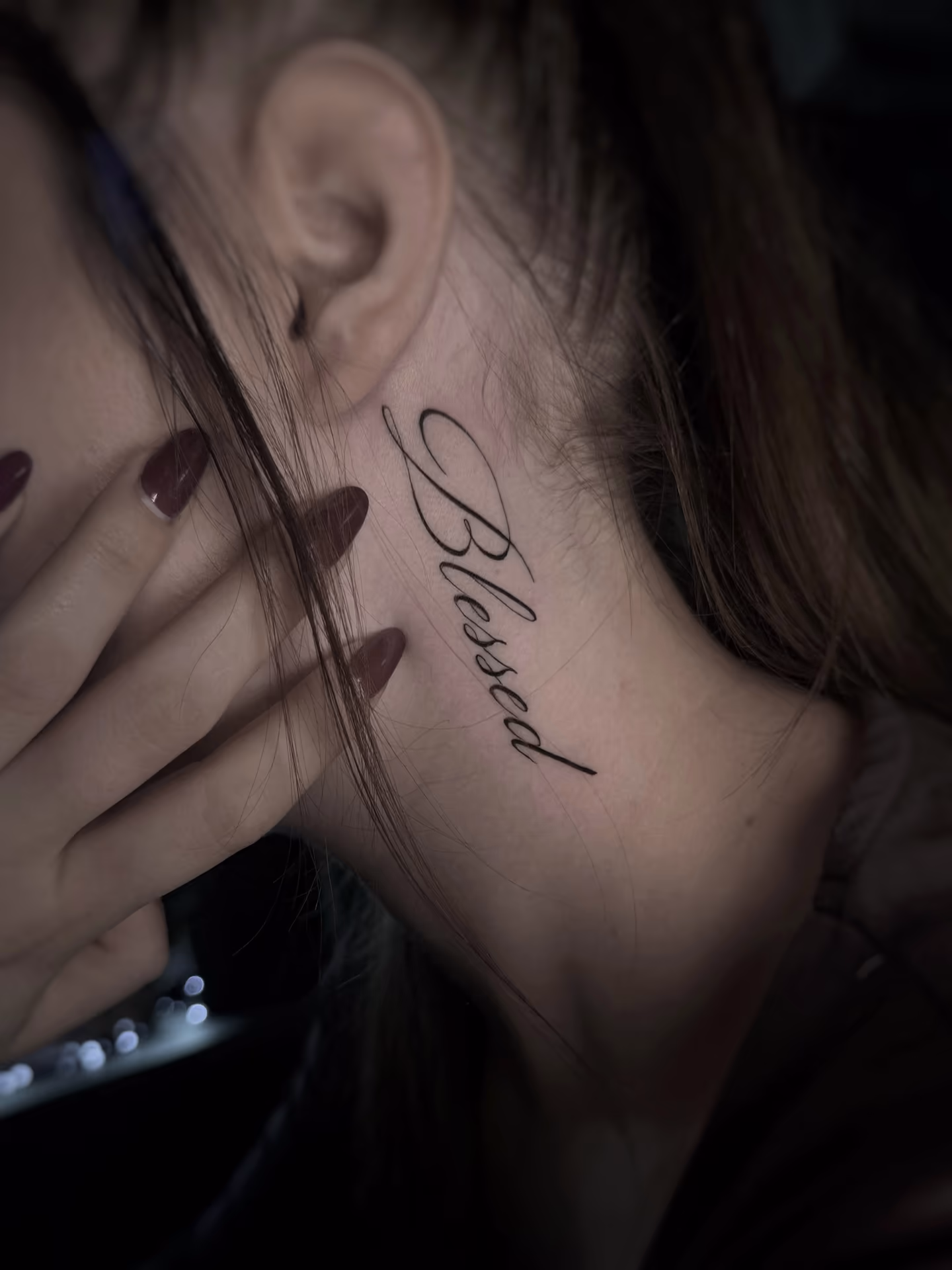  tatuaze na szyi 